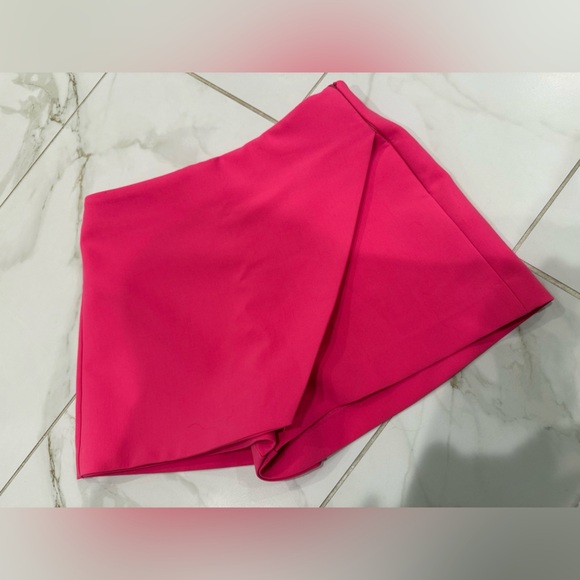 Zara Pink skirt with short - Picture 1 of 4